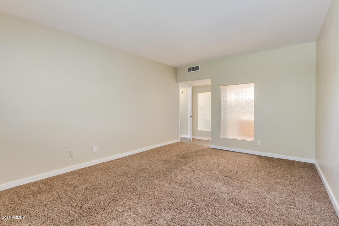 355 East Thomas Road, Unit B203 Phoenix, AZ 85012 - Photo 25 of 31 25-Thomas