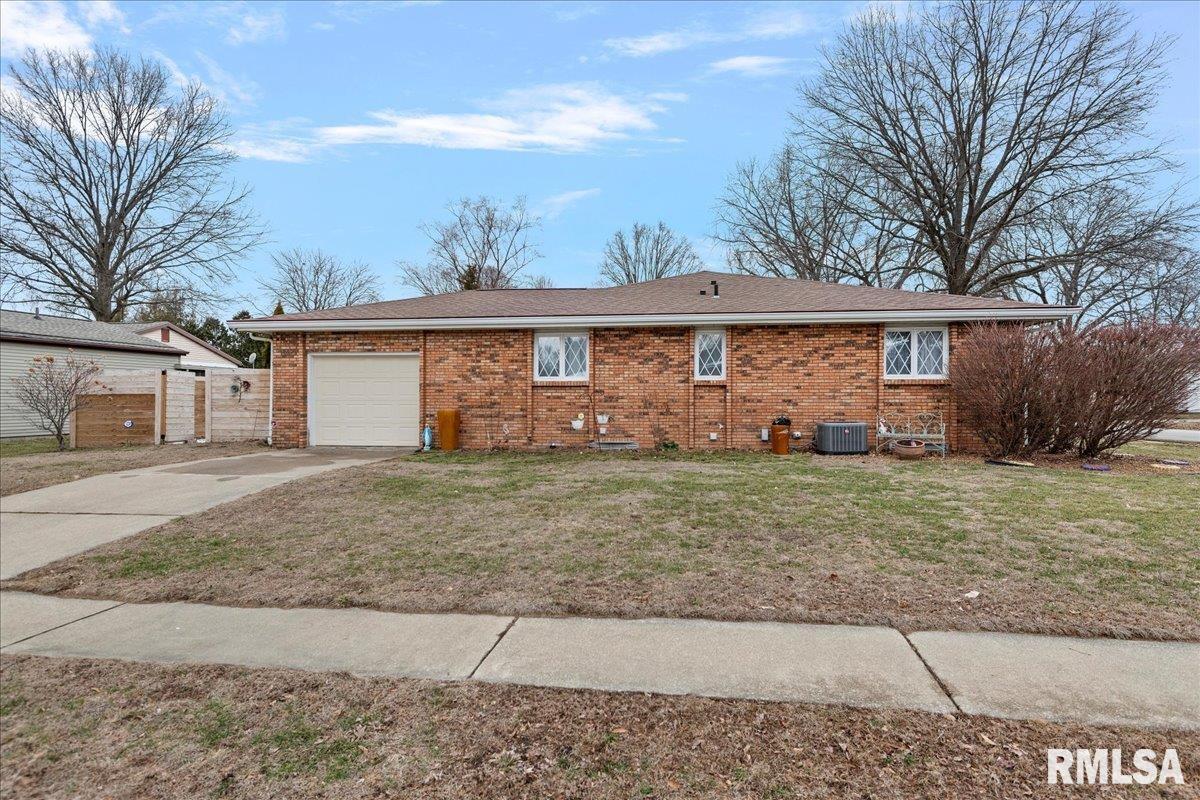 205 Golf Road Springfield, IL 62704 - Photo 29 of 32