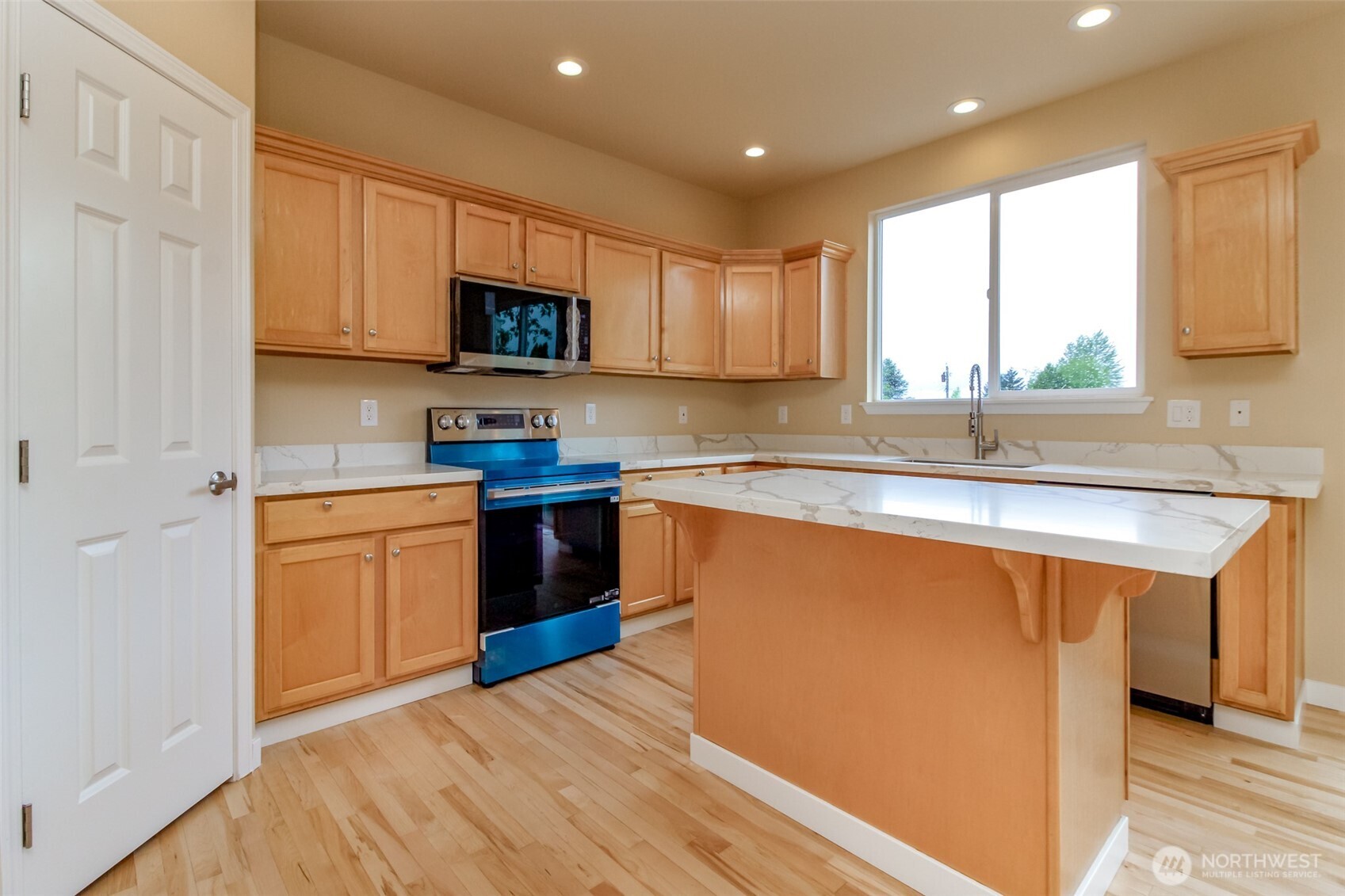 17837 110th Place Southeast Renton, WA 98055 - Photo 17 of 40 Gallery Image 17