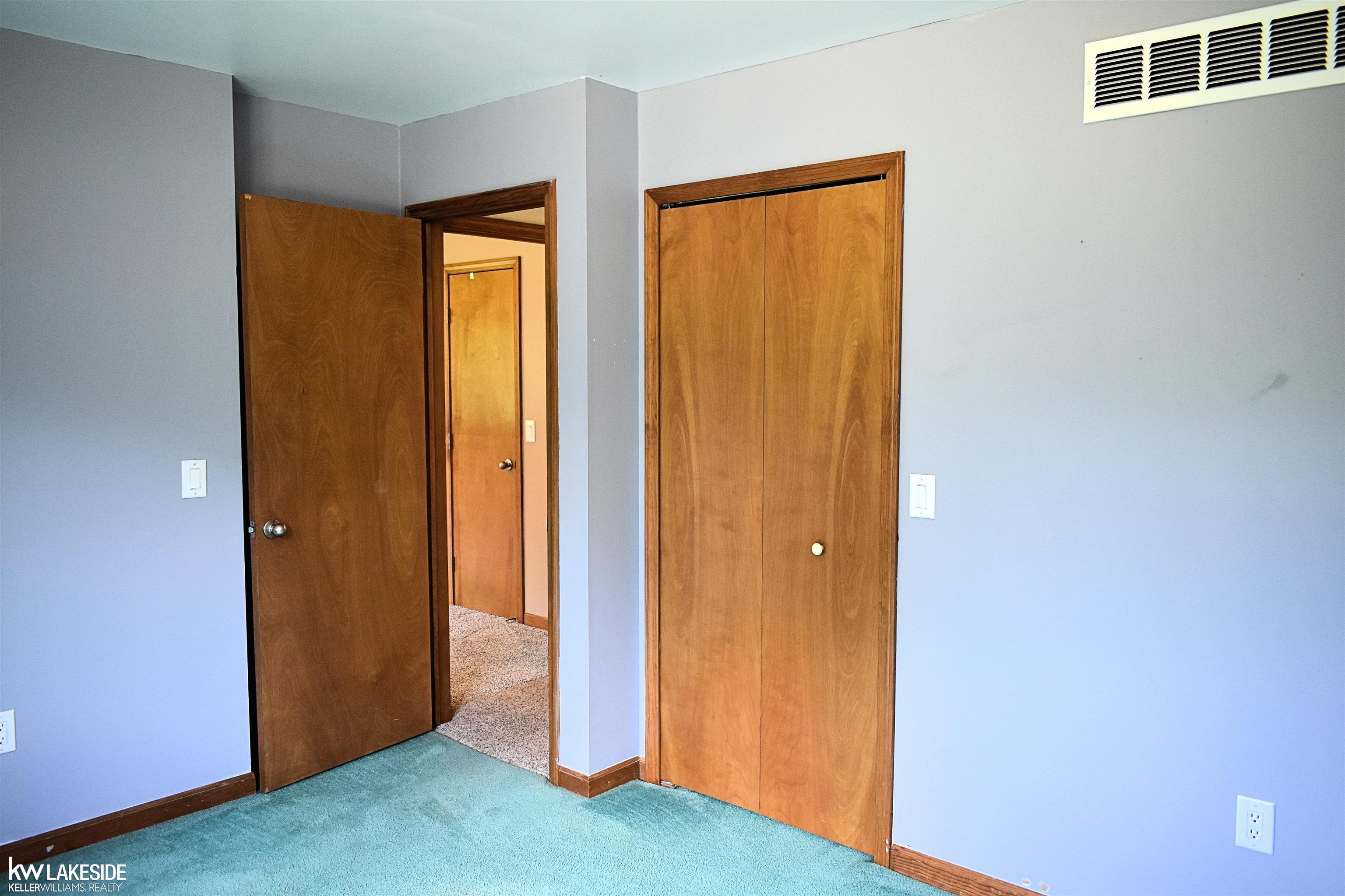2360 Birch Road St. Clair, MI 48079 - Photo 29 of 45 50149431-e9a3a8a5-d9ec-4da3-89ee-acafffd3f54f.JPG