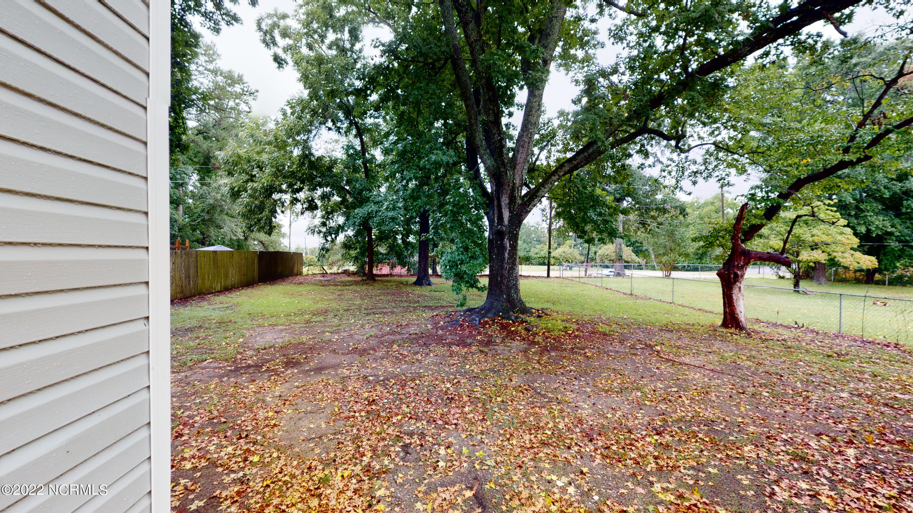 119 Queens Road Jacksonville, NC 28540 - Photo 24 of 29 119-Queens-Rd-08122022_183258