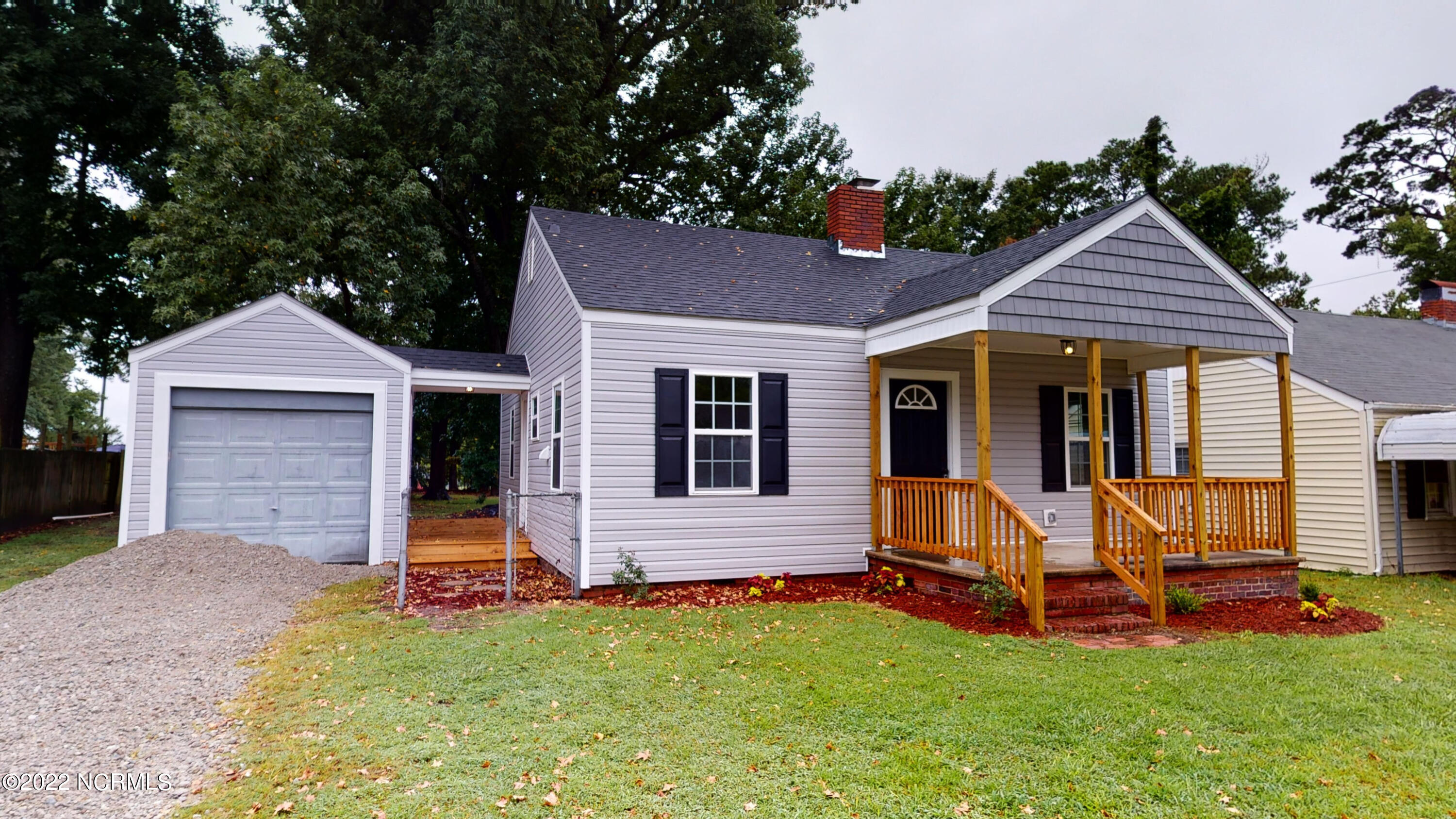 119 Queens Road Jacksonville, NC 28540 - Photo 3 of 29 119-Queens-Rd-08122022_183058