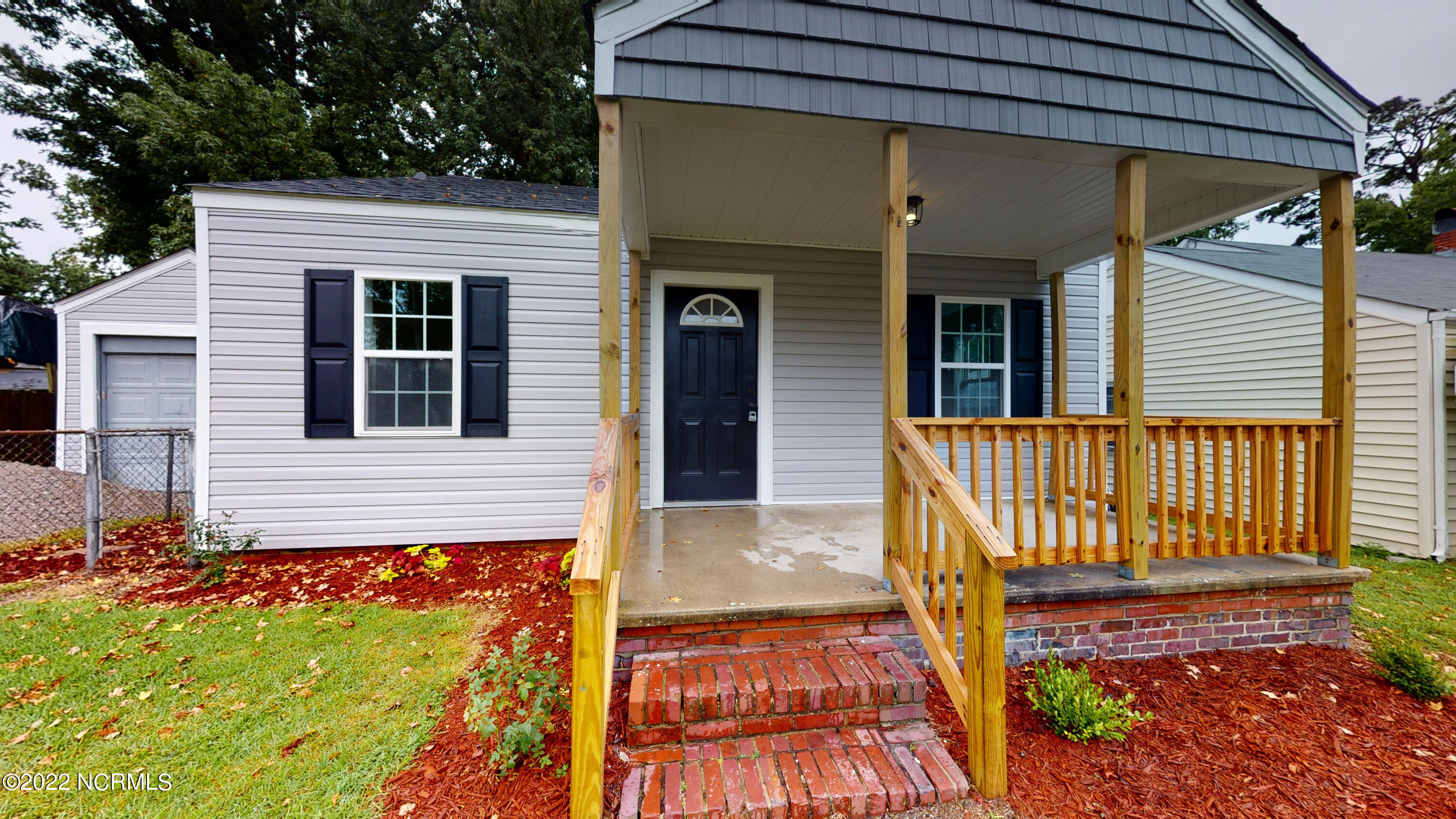 119 Queens Road Jacksonville, NC 28540 - Photo 4 of 29 119-Queens-Rd-08122022_183624