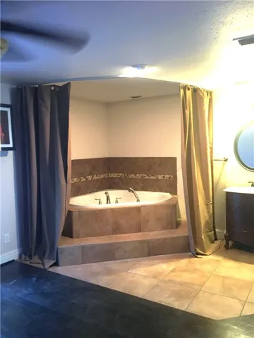 $185,000 | 9 Lake Shore Drive, Corpus Christi, TX 78413