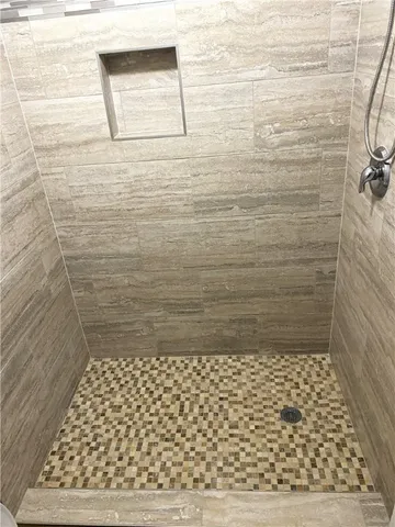 $185,000 | 9 Lake Shore Drive, Corpus Christi, TX 78413