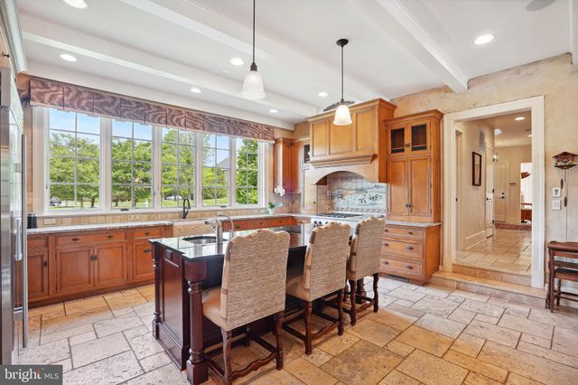 $3,850,000 | 10809 Red Barn Lane, Potomac, MD 20854