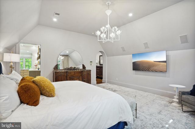 $3,850,000 | 10809 Red Barn Lane, Potomac, MD 20854