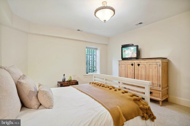 $3,850,000 | 10809 Red Barn Lane, Potomac, MD 20854