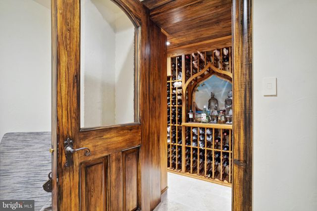 $3,850,000 | 10809 Red Barn Lane, Potomac, MD 20854