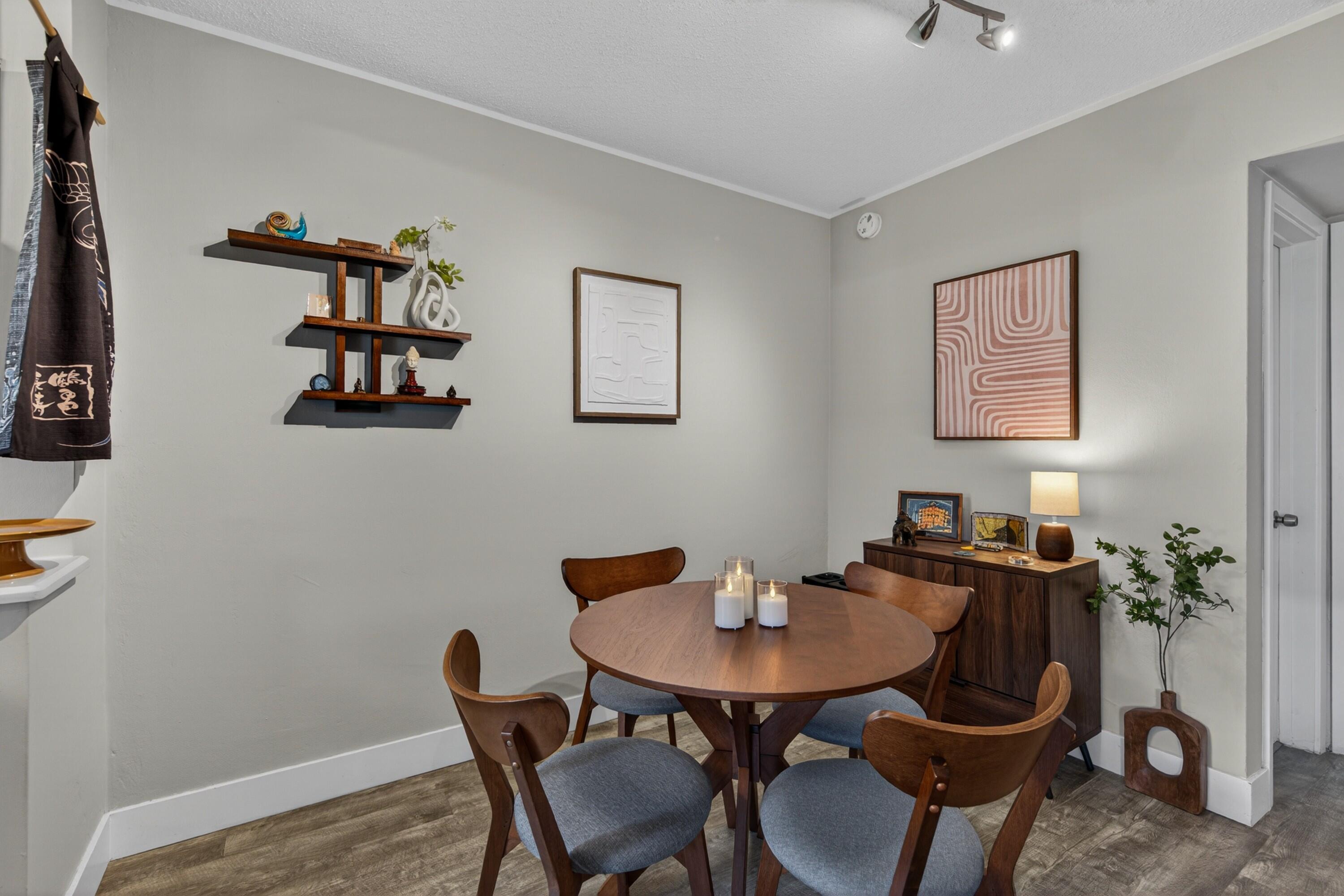 2110 Northeast 42nd Street, Unit 4B Lighthouse Point, FL 33064 - Photo 8 of 17 dining area-27
