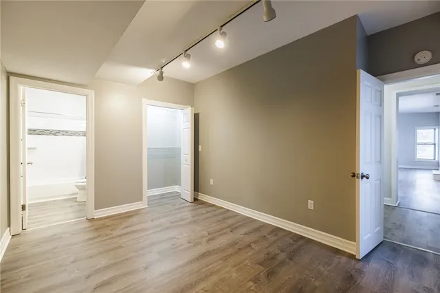 $2,800 | 186 Monroe Avenue, Rochester, NY 14607