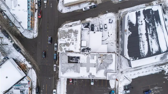 $2,800 | 186 Monroe Avenue, Rochester, NY 14607