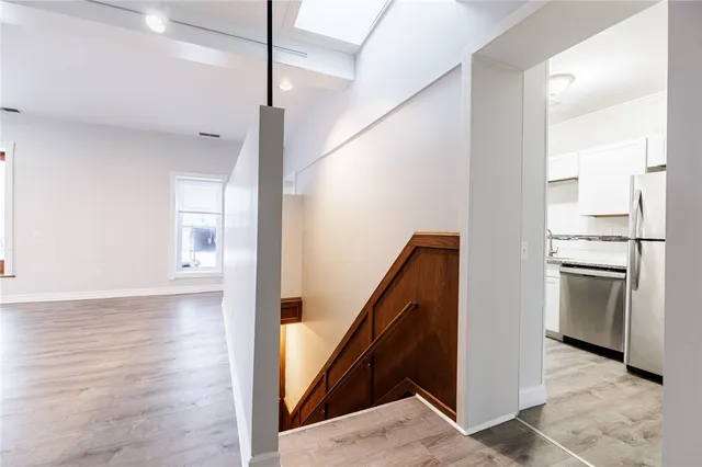 $2,800 | 186 Monroe Avenue, Rochester, NY 14607