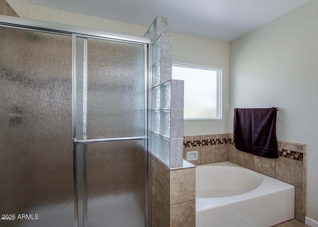 7738 West Shangri-la Road Peoria, AZ 85345 - Photo 19 of 30