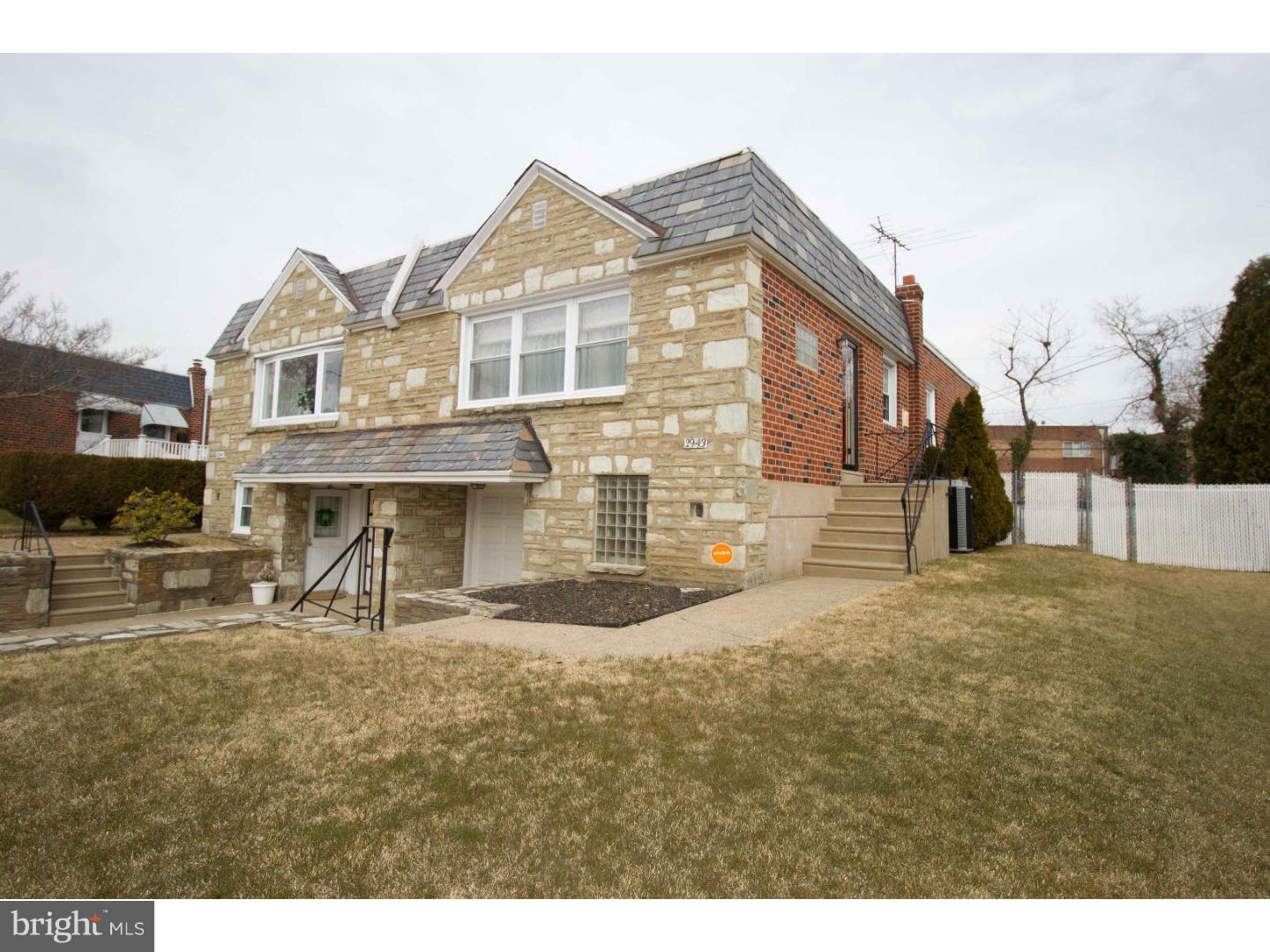 2943 Gelena Road Philadelphia, PA 19152 - Photo 2 of 25 View