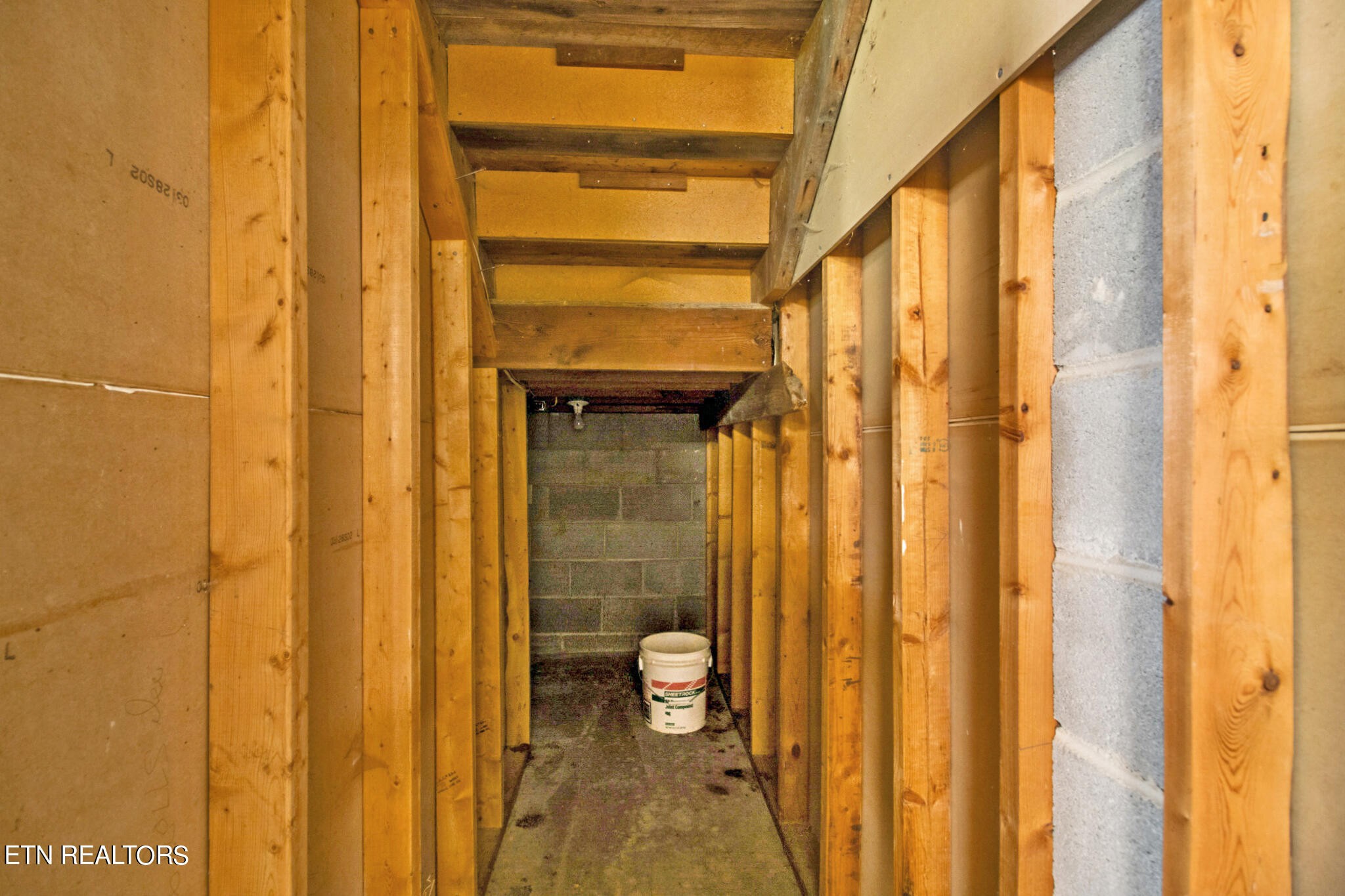 686 Sweat Road Grimsley, TN 38565 - Photo 42 of 43 Gallery Image 42