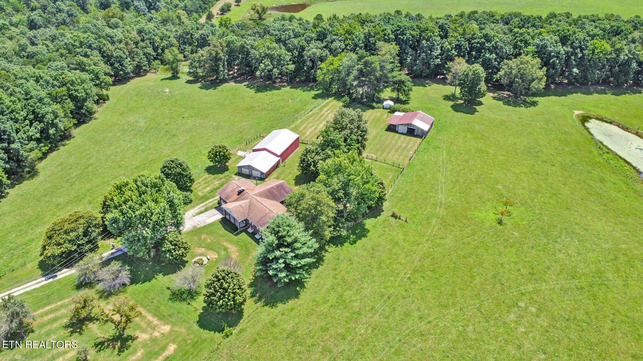 686 Sweat Road Grimsley, TN 38565 - Photo 5 of 43 Gallery Image 5