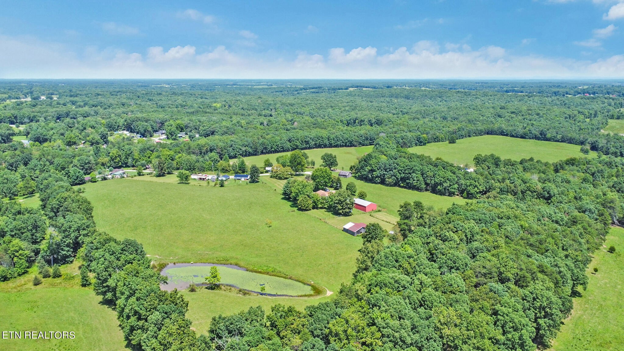 686 Sweat Road Grimsley, TN 38565 - Photo 7 of 43 Gallery Image 7