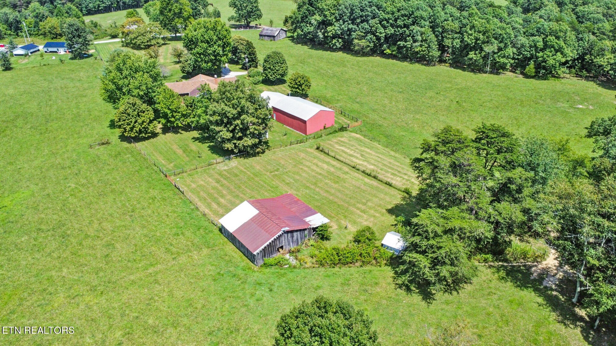 686 Sweat Road Grimsley, TN 38565 - Photo 8 of 43 Gallery Image 8