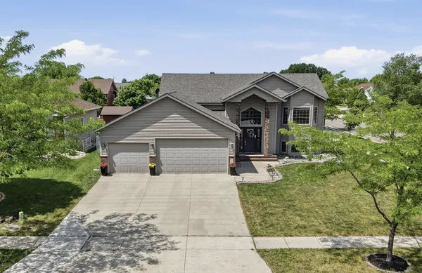 $449,900 | 3507 Taylor Street South, Fargo, ND 58104