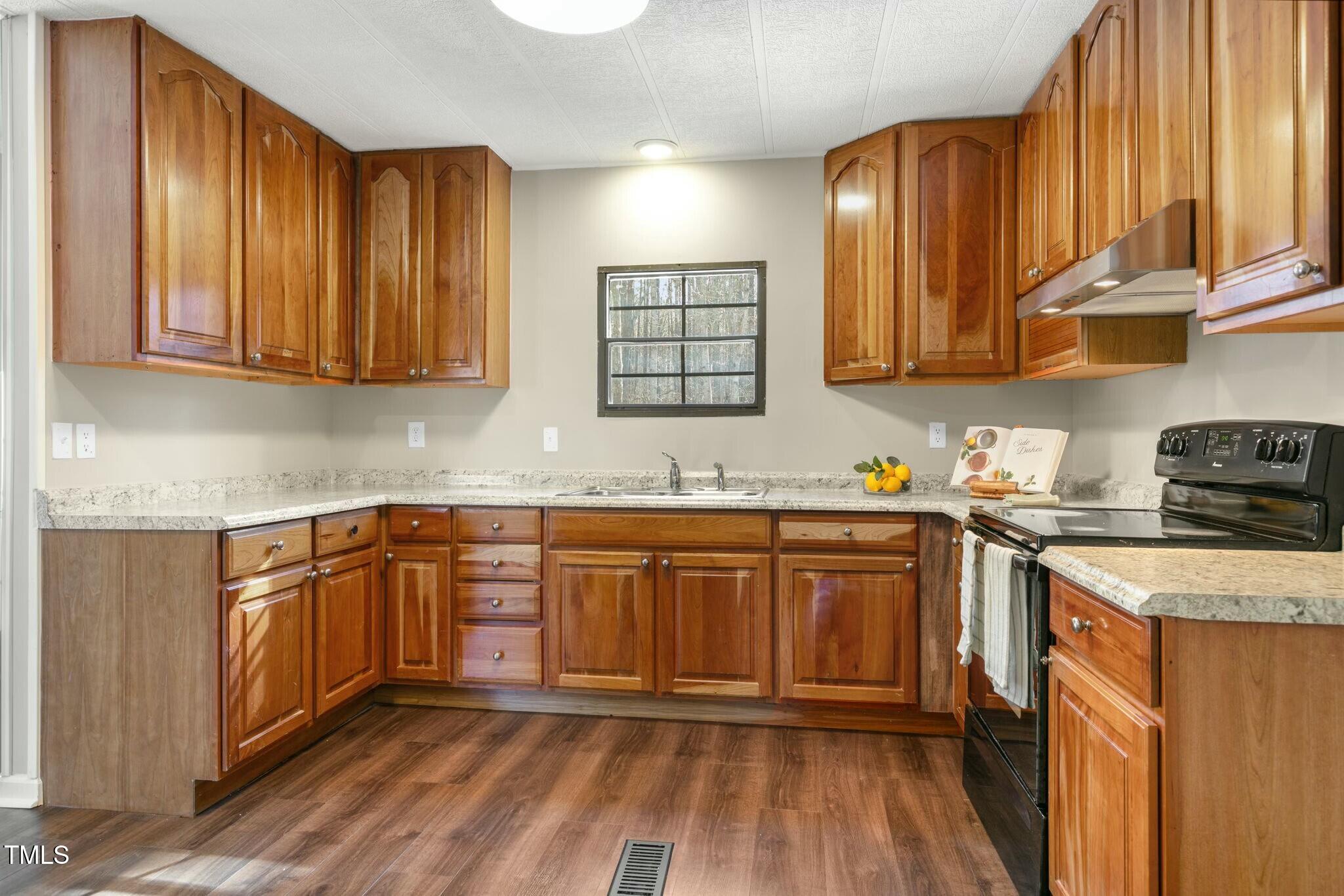 4730 Deep River Road Sanford, NC 27330 - Photo 12 of 34 Kitchen