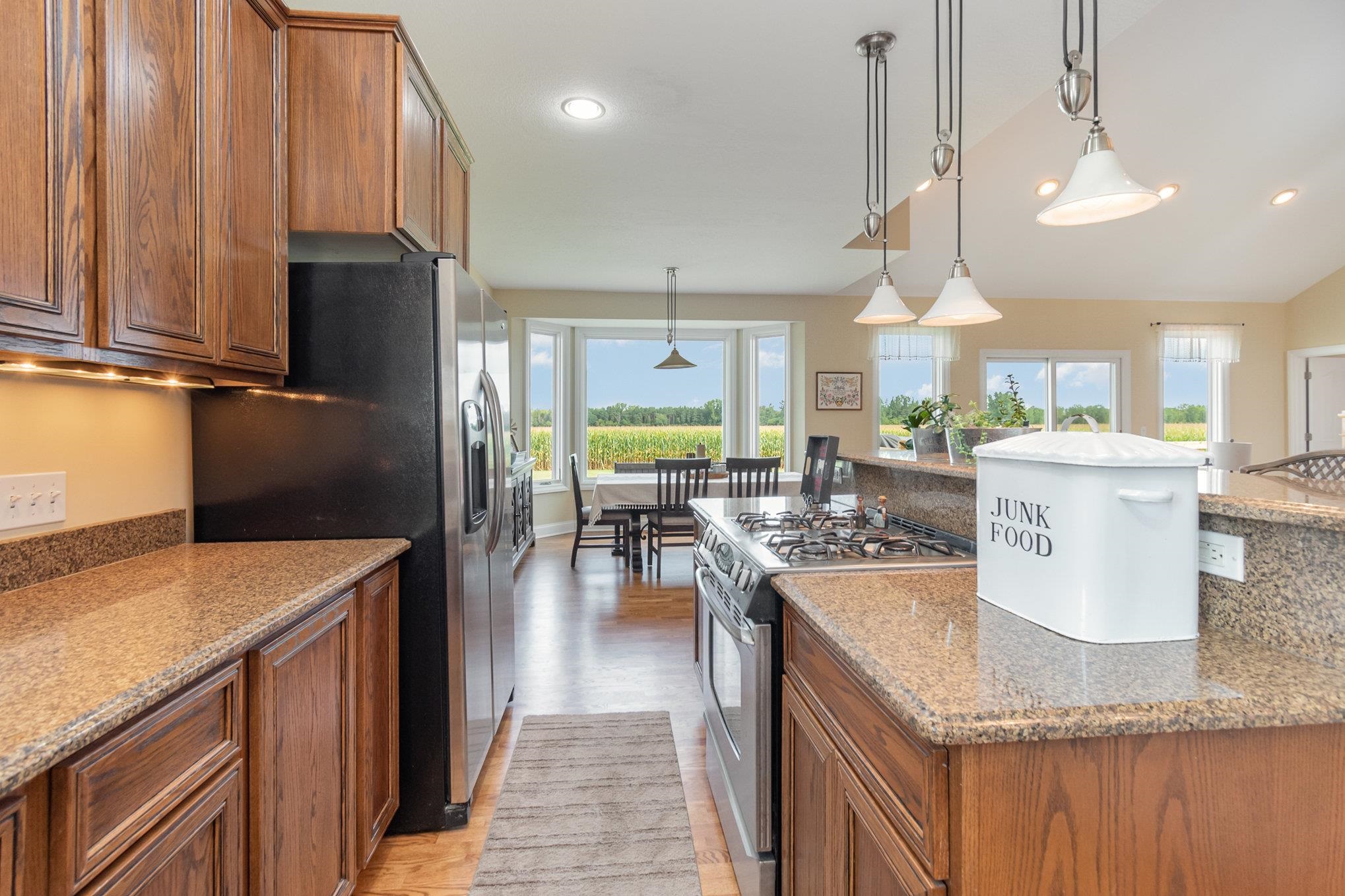 661 Wilder Road Bay City, MI 48706 - Photo 6 of 33