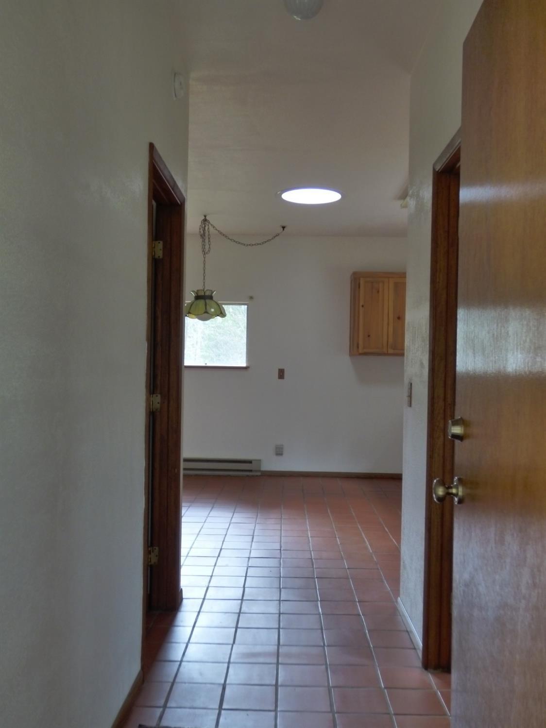 801 Hummingbird Road Cave Junction, OR 97523 - Photo 5 of 31 Additional Photo