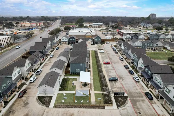 $2,399 | 760 West Bedford Euless Road, Unit 214, Hurst, TX 76053