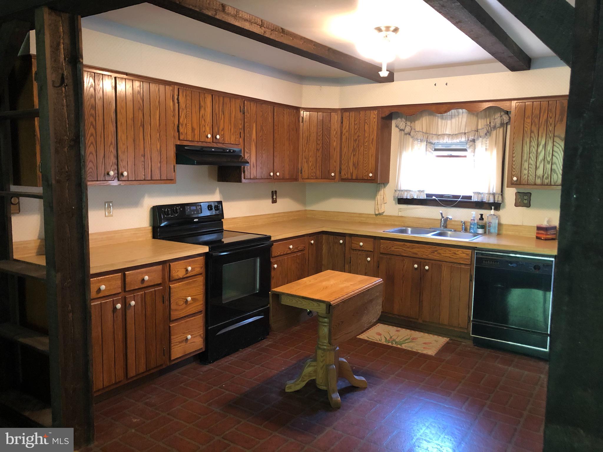 1078 Lafayette Road Coatesville, PA 19320 - Photo 3 of 31 Gallery Image 3