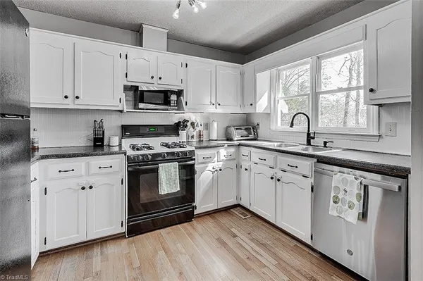 $259,900 | 302 Trollinger Street, Randleman, NC 27317