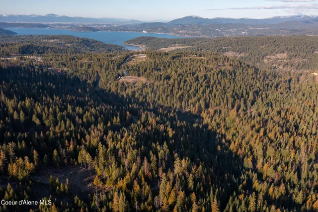 $325,000 | Nna Nna Sophie Hills, Harrison, ID 83833