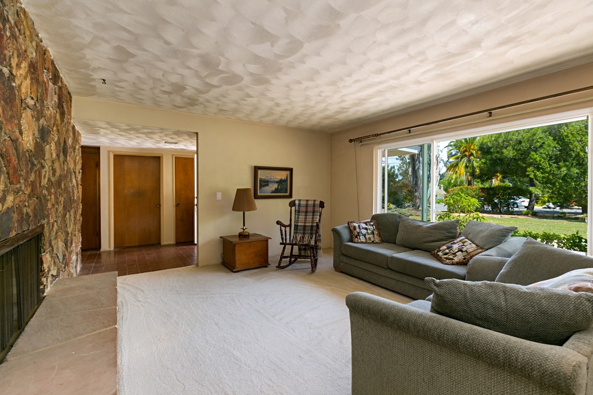 13517 Willow Run Road Poway, CA 92064 - Photo 7 of 16