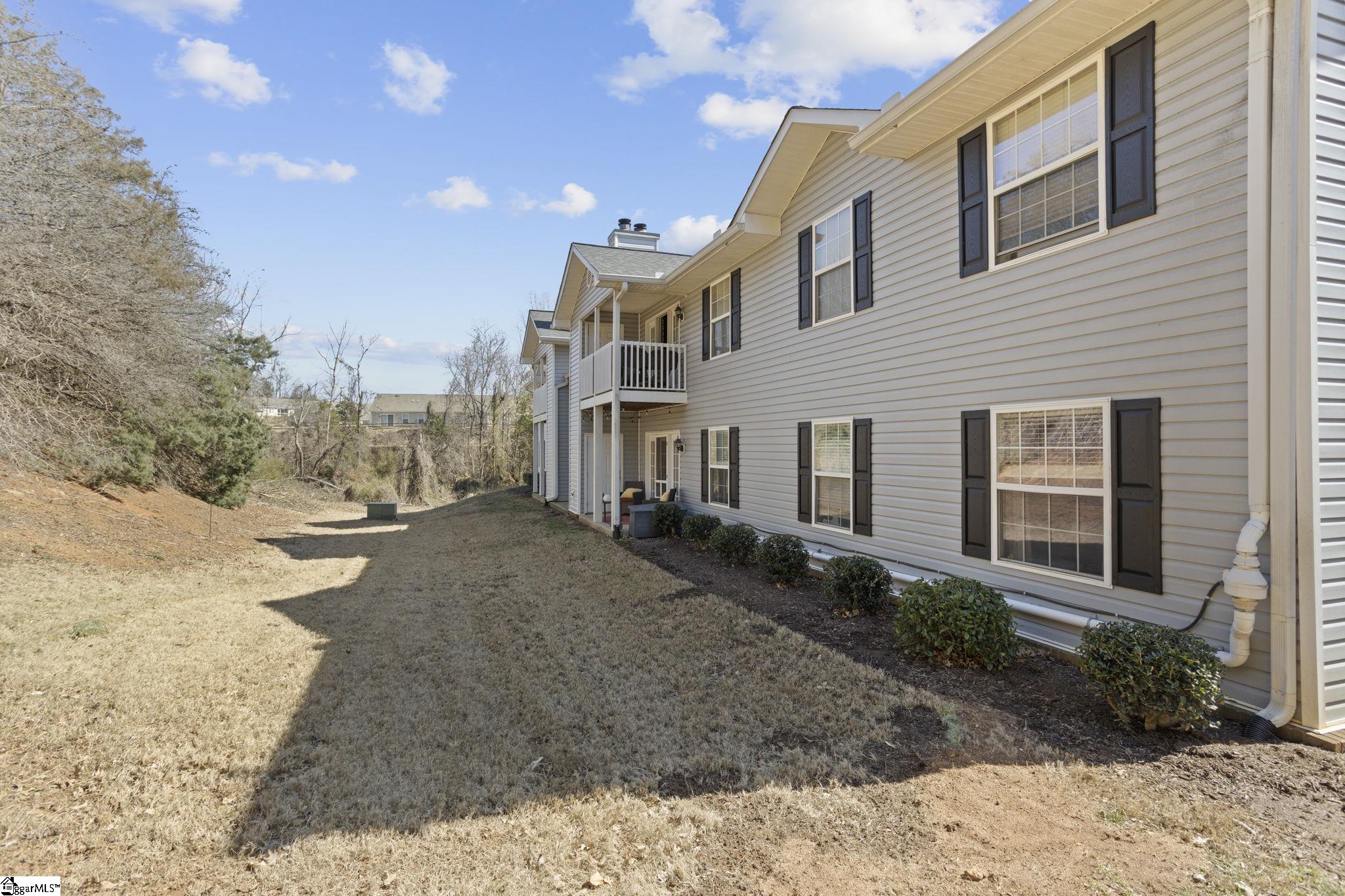 302 Pelham Square Way Greer, SC 29650 - Photo 3 of 22 Gallery Image 3