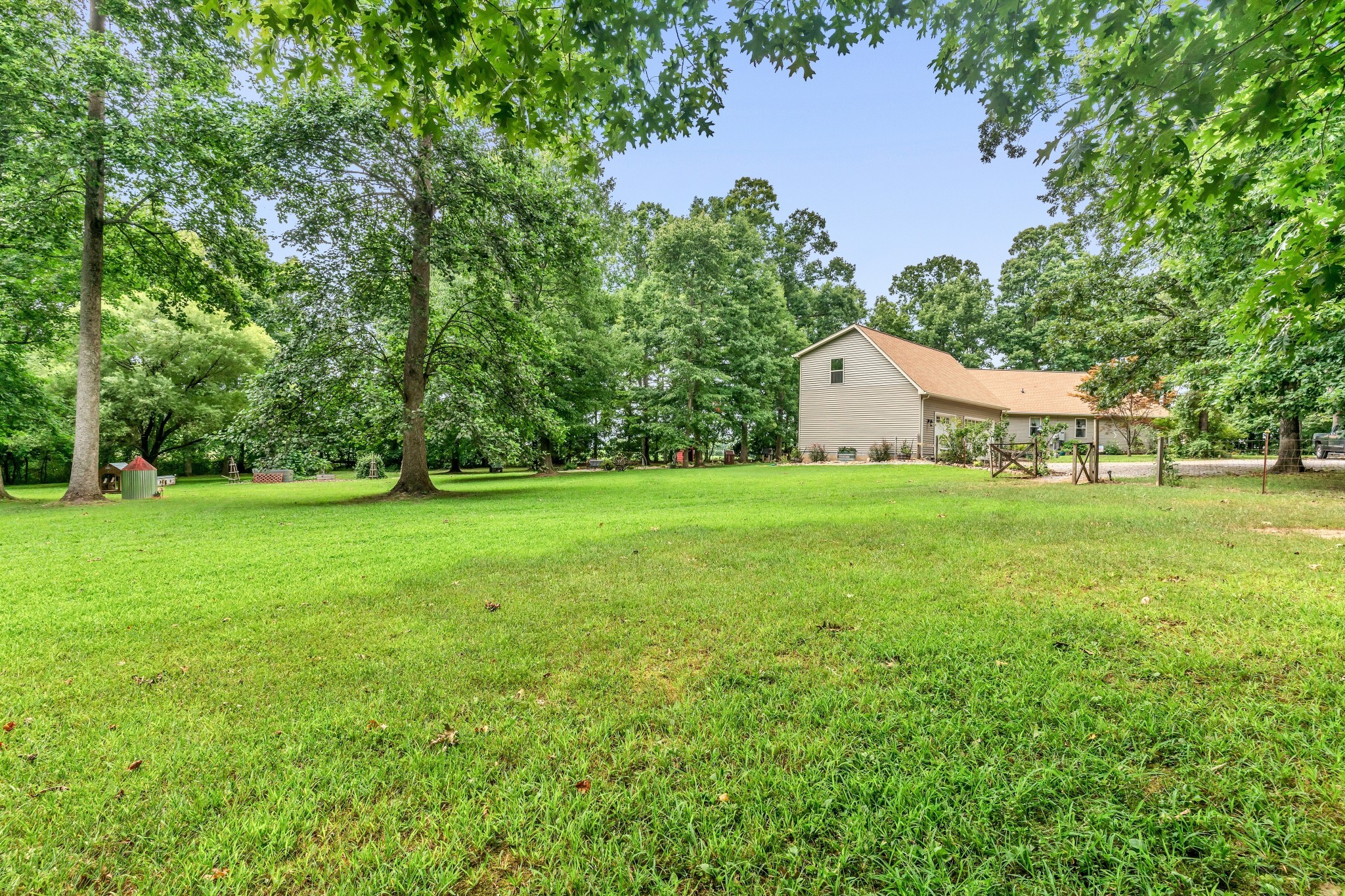 7197 Highland Road Portland, TN 37148 - Photo 62 of 92 a view of a house with yard and sitting area