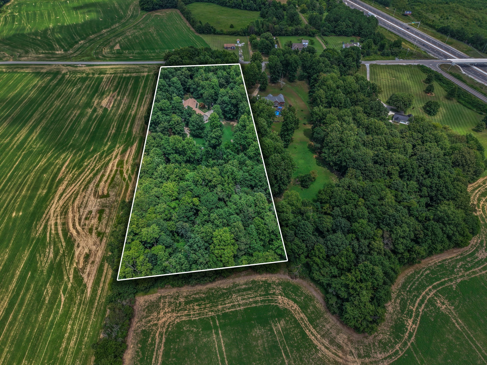 7197 Highland Road Portland, TN 37148 - Photo 92 of 92 a view of a garden