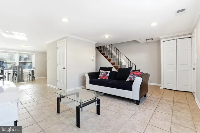 $289,900 | 7713 Burnside Road, Landover, MD 20785