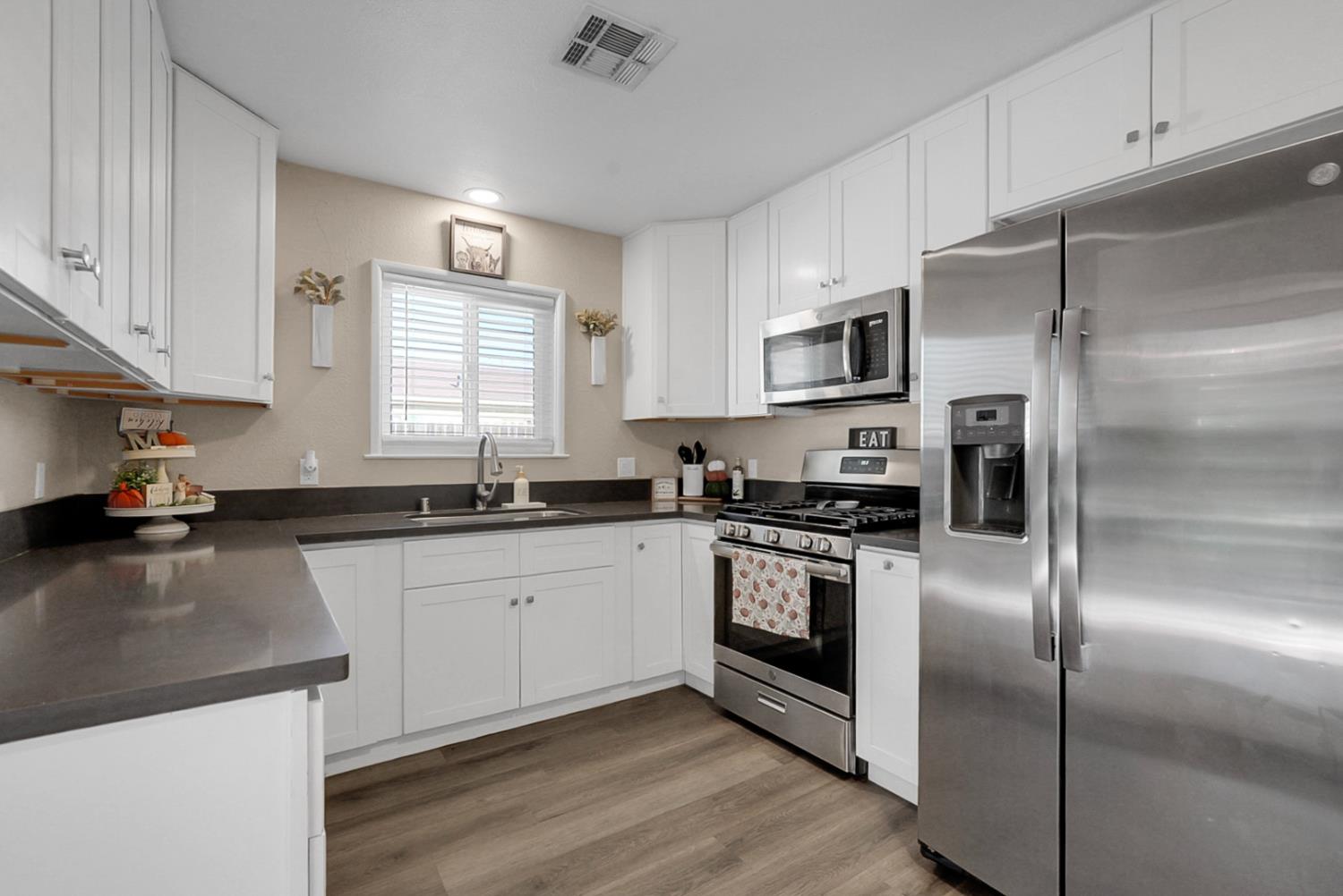 3301 Don Pedro Road Ceres, CA 95307 - Photo 3 of 26 Gallery Image 3