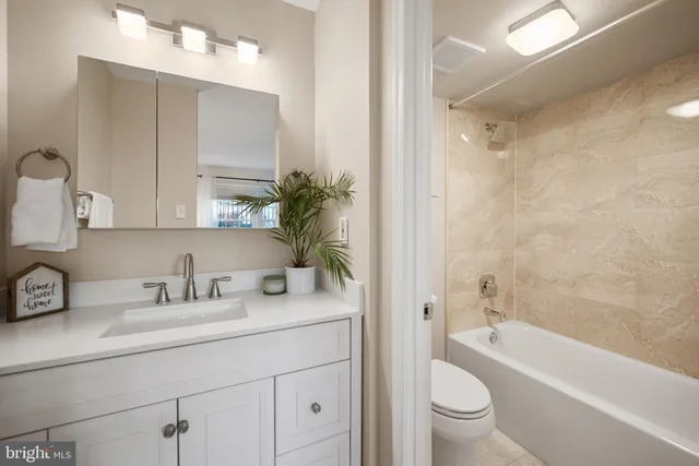 $540,000 | 148 North Bedford Street, Unit C, Arlington, VA 22201