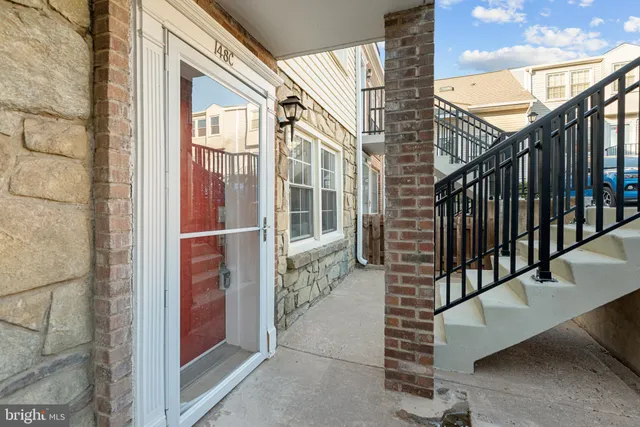 $540,000 | 148 North Bedford Street, Unit C, Arlington, VA 22201