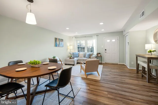 $540,000 | 148 North Bedford Street, Unit C, Arlington, VA 22201