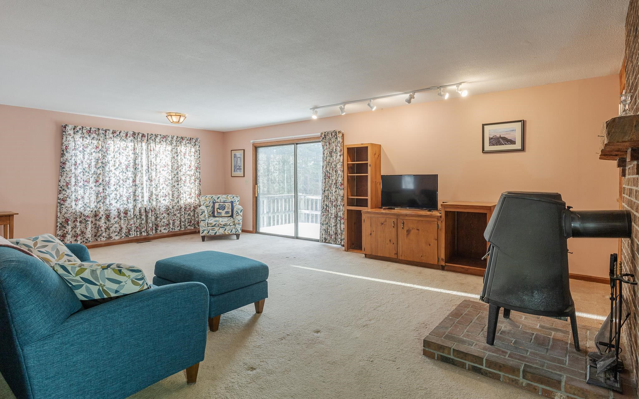 521 County Road Walpole, NH 03608 - Photo 13 of 38