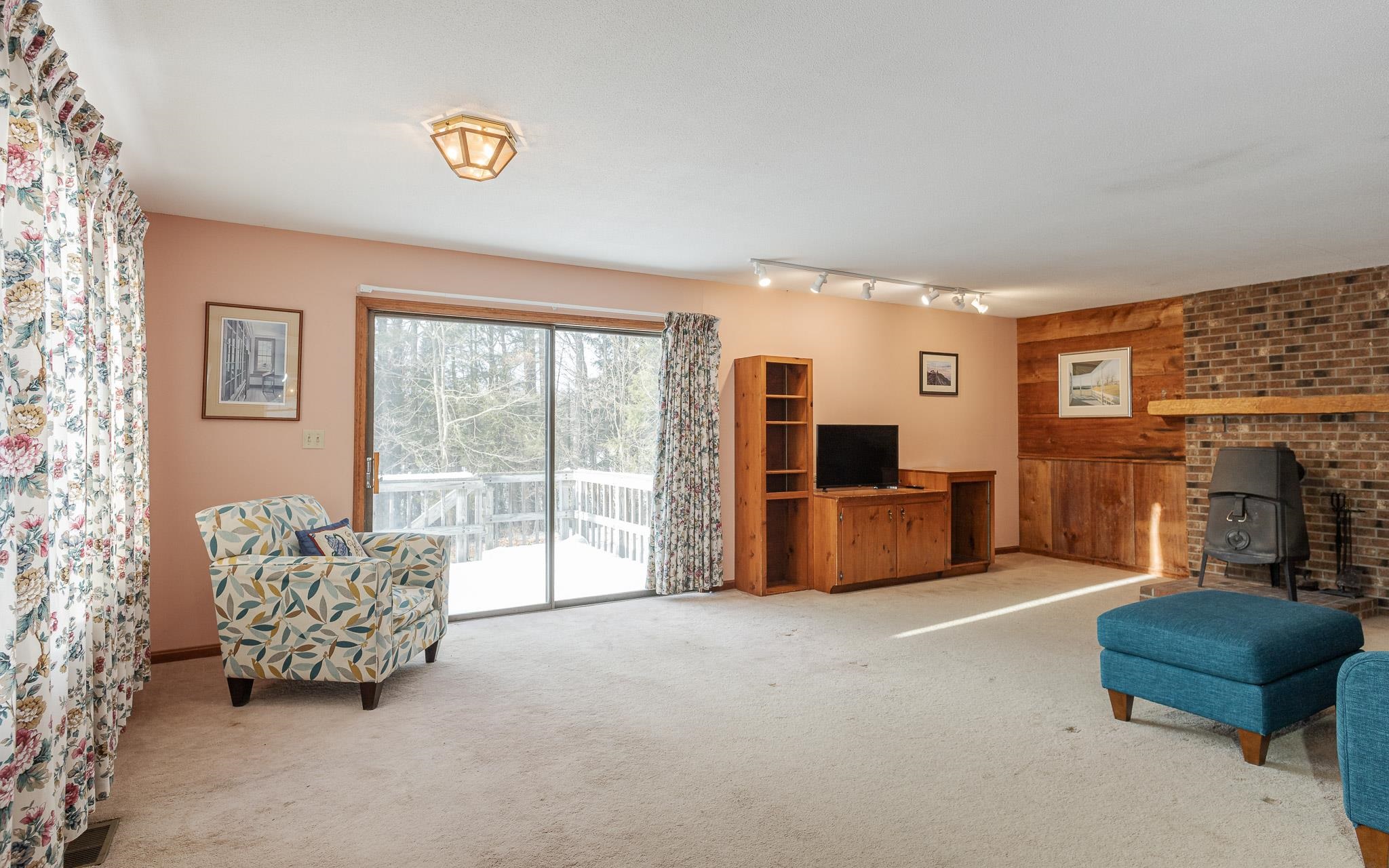 521 County Road Walpole, NH 03608 - Photo 20 of 38