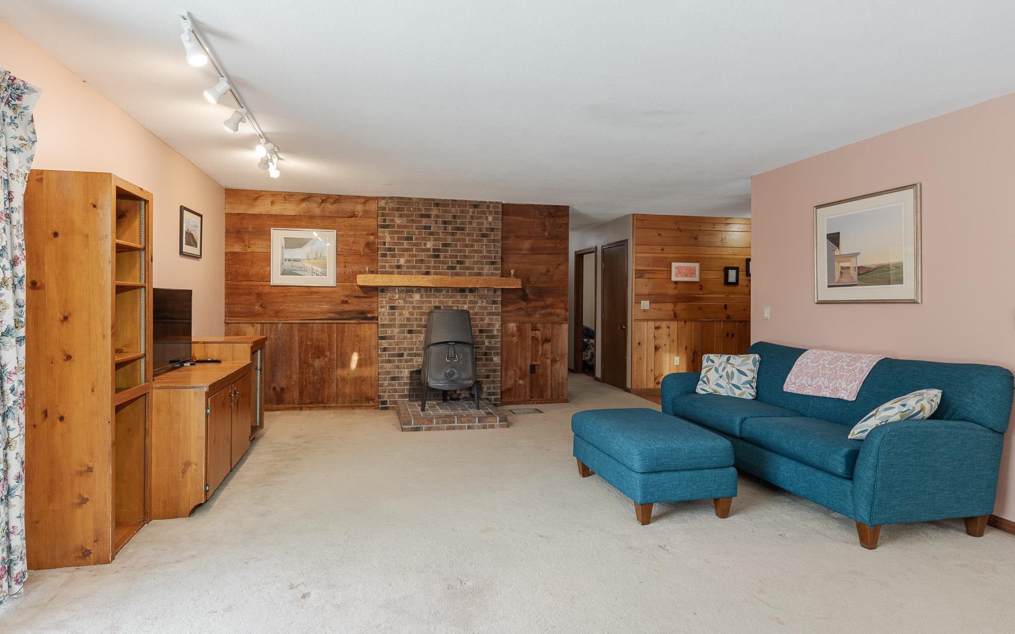 521 County Road Walpole, NH 03608 - Photo 22 of 38