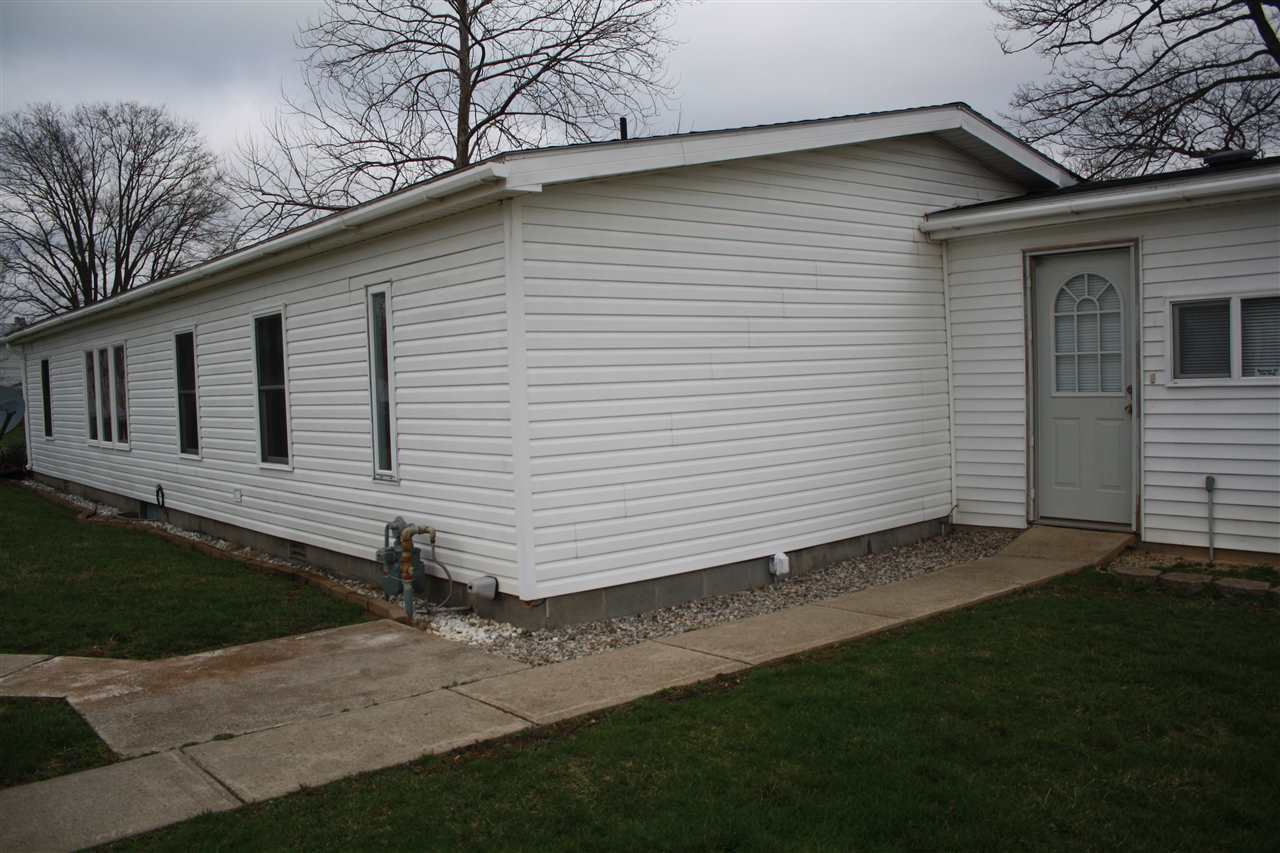 406 West 3rd Street Ridgeville, IN 47380 - Photo 3 of 19 Gallery Image 3