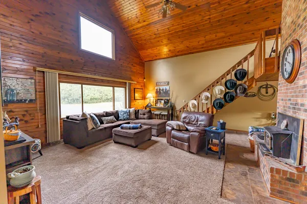 $474,000 | 15023 East McNeal Road, Monroe Center, IL 61052