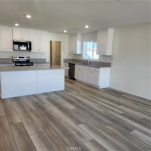 $3,500 | 1077 Greystone Way, San Jacinto, CA 92582