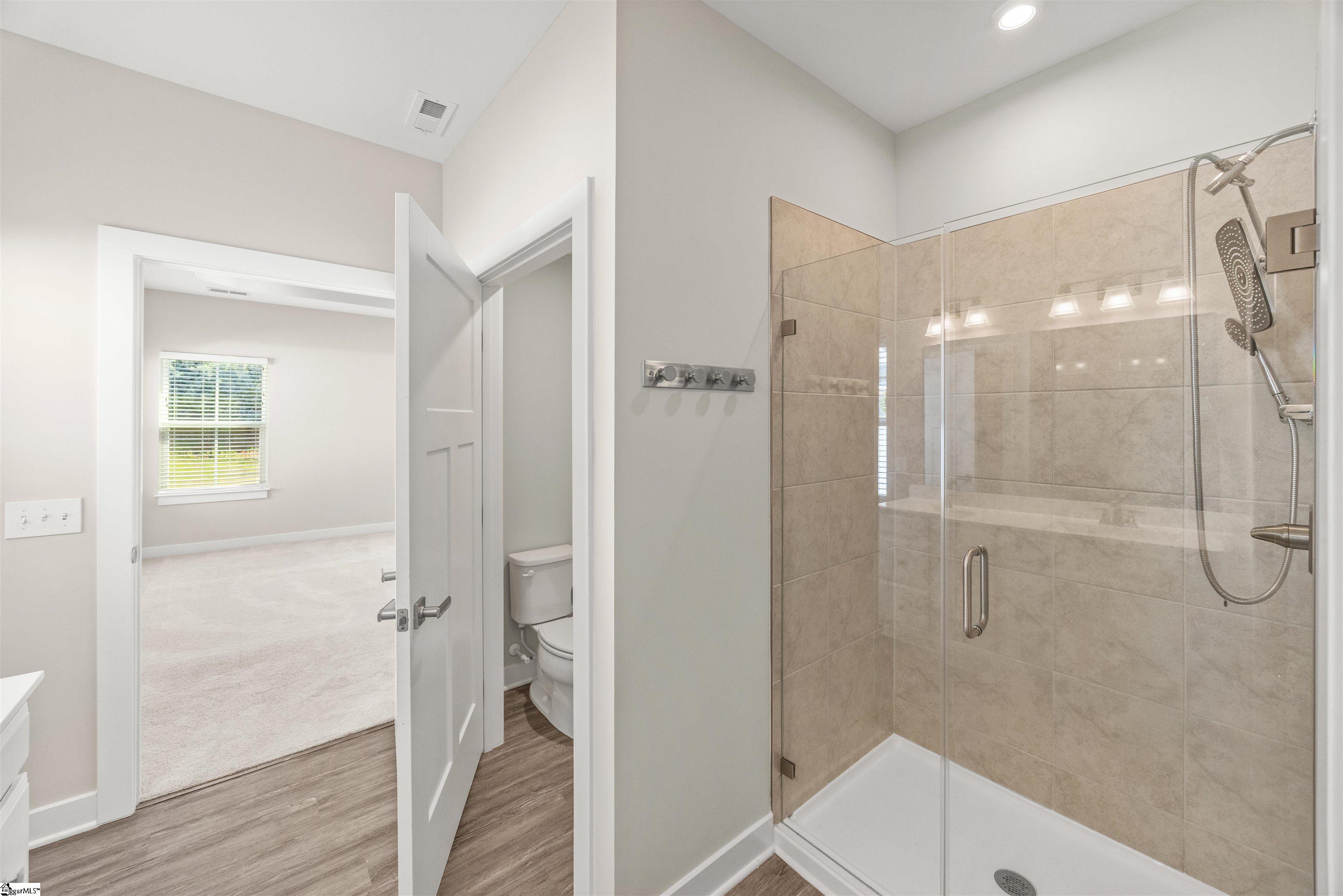 11 Ute Lane Greenville, SC 29607 - Photo 12 of 24 Gallery Image 12