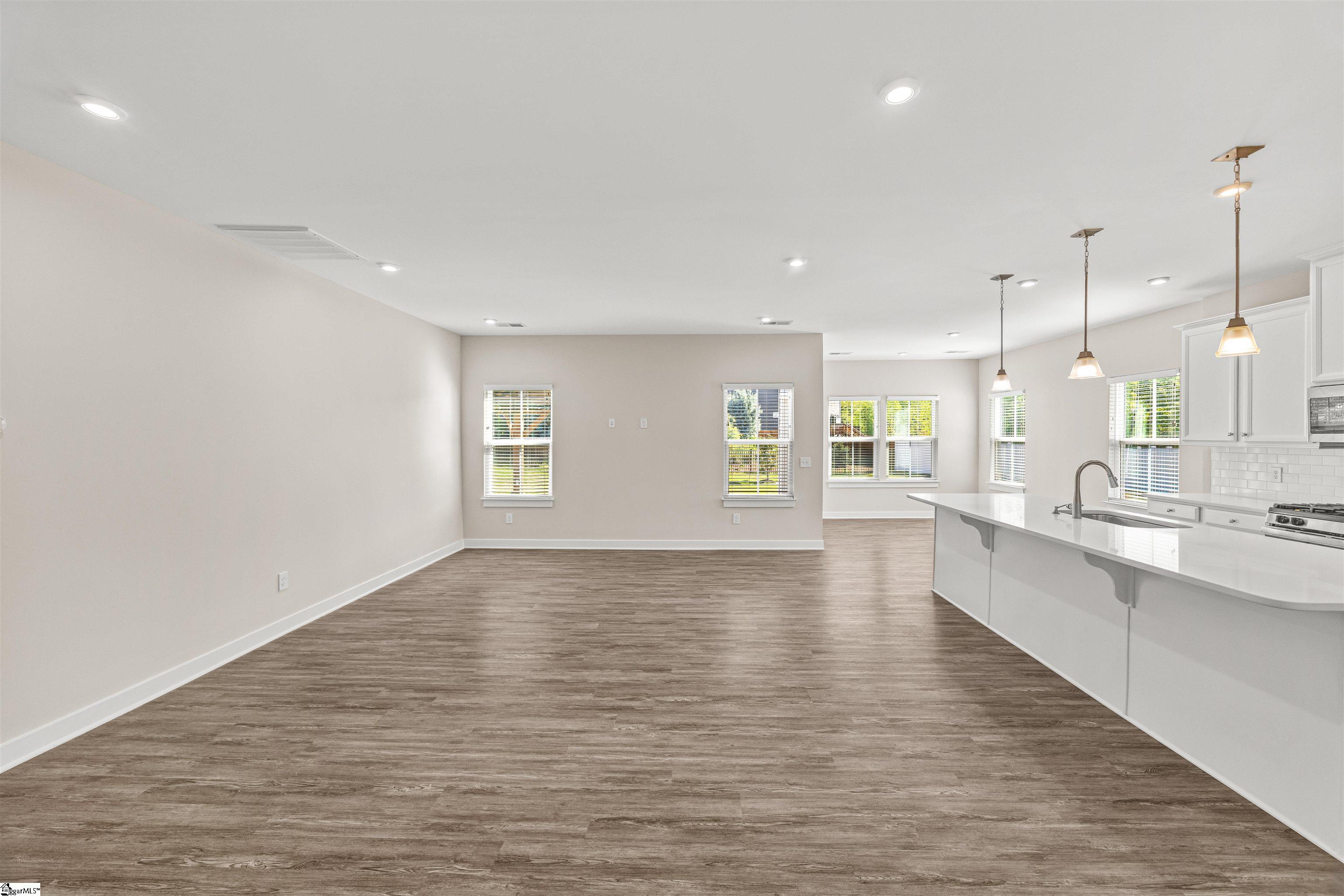 11 Ute Lane Greenville, SC 29607 - Photo 5 of 24 Gallery Image 5