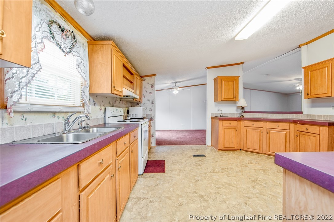 216 Grenada Road Fayetteville, NC 28306 - Photo 8 of 19 Gallery Image 8