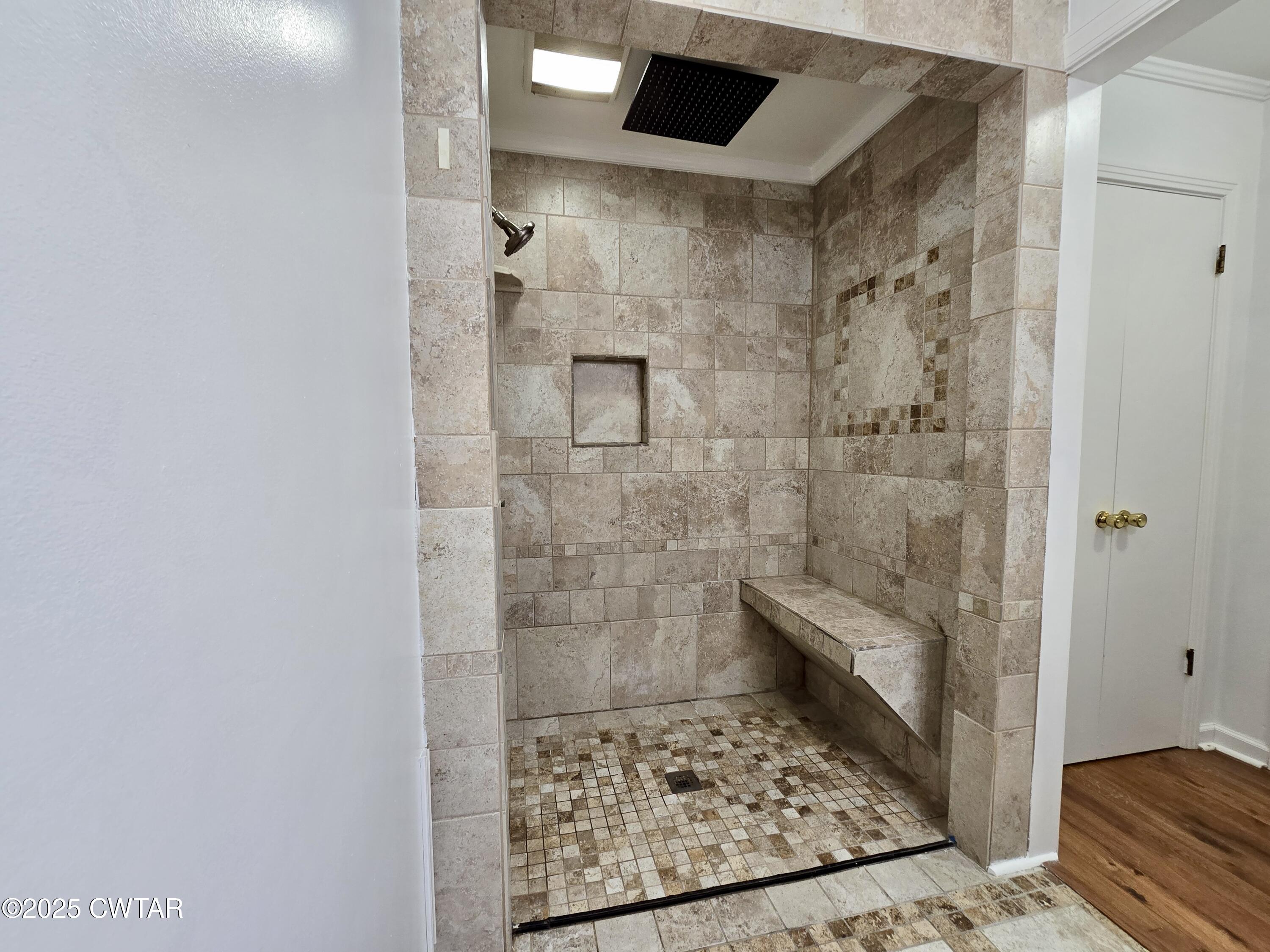 2 Ayers Drive Jackson, TN 38301 - Photo 9 of 17 a bathroom with a shower